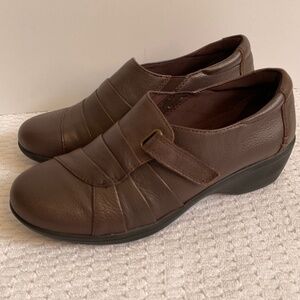 Bass Edith Go-To Comfort Women’s Brown Leather Shoe Size 8.5M NWOT